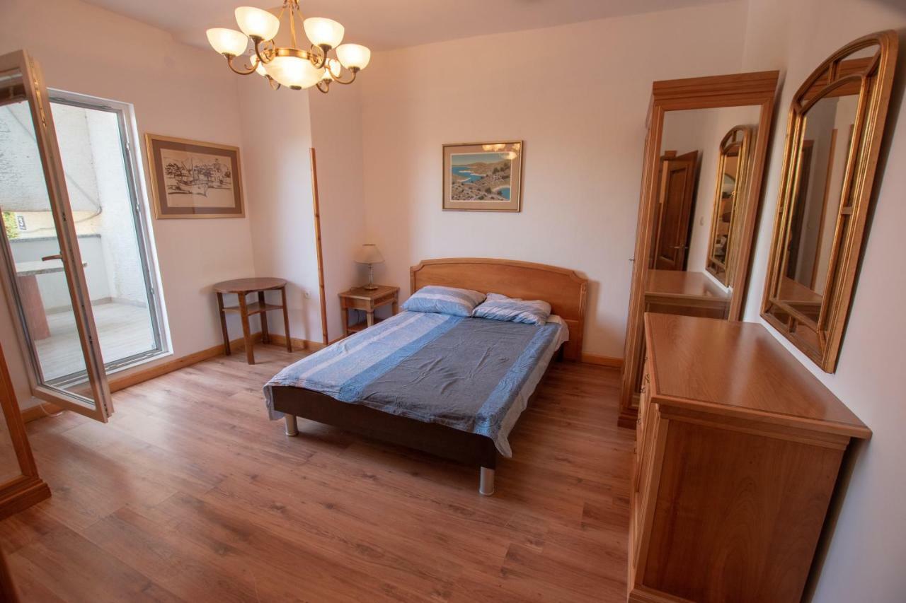 Apartments Roko I Niko ムルテル エクステリア 写真